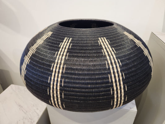 B17. Werregue Basket