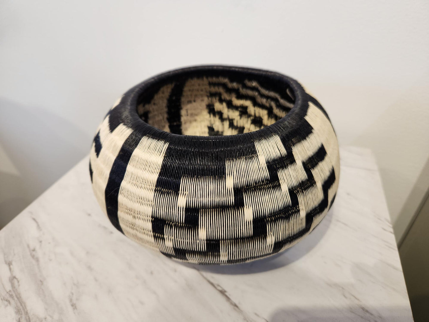 B25. Werregue Basket