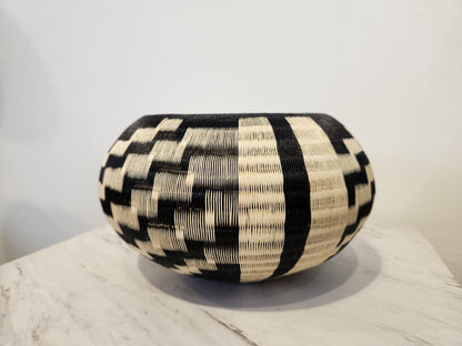 B25. Werregue Basket