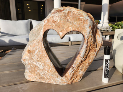 V1. Meyave Valentine